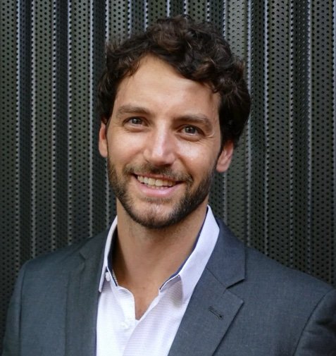 Retrato de Fabrizio Postiglione