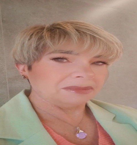 Retrato de Dra. Simone Trasatti